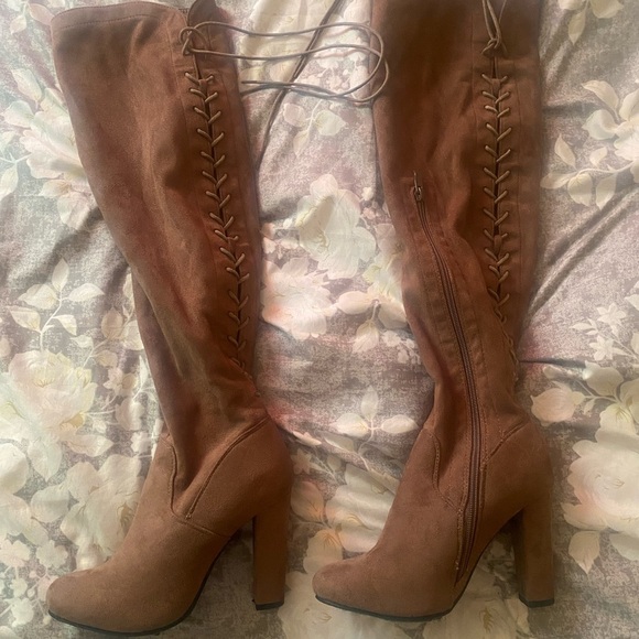 Top Moda Heel Boots - Picture 2 of 6